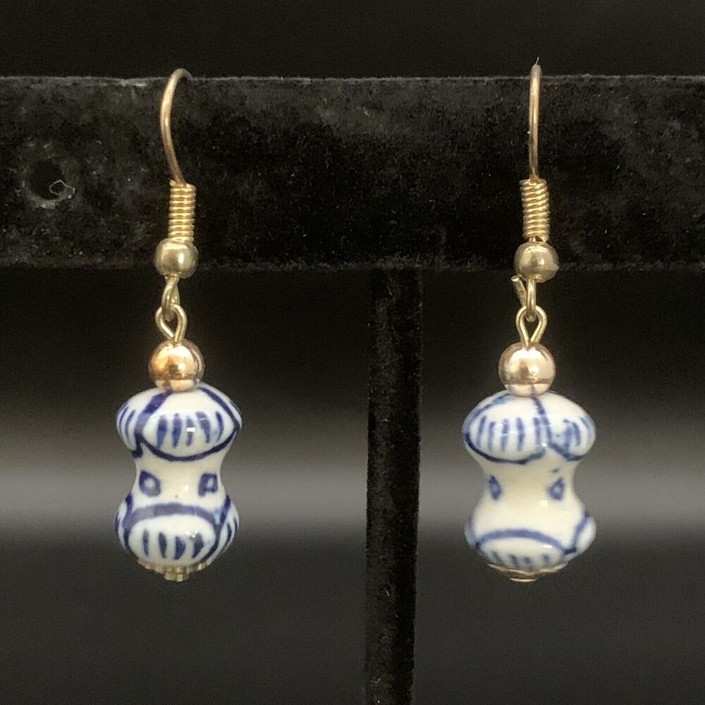 Vintage Chinoiserie Dangle Drop Earrings Blue White Porcelain Beads